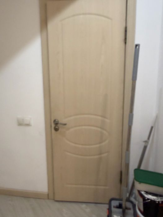 Продаю б:/у двери 8 шт
