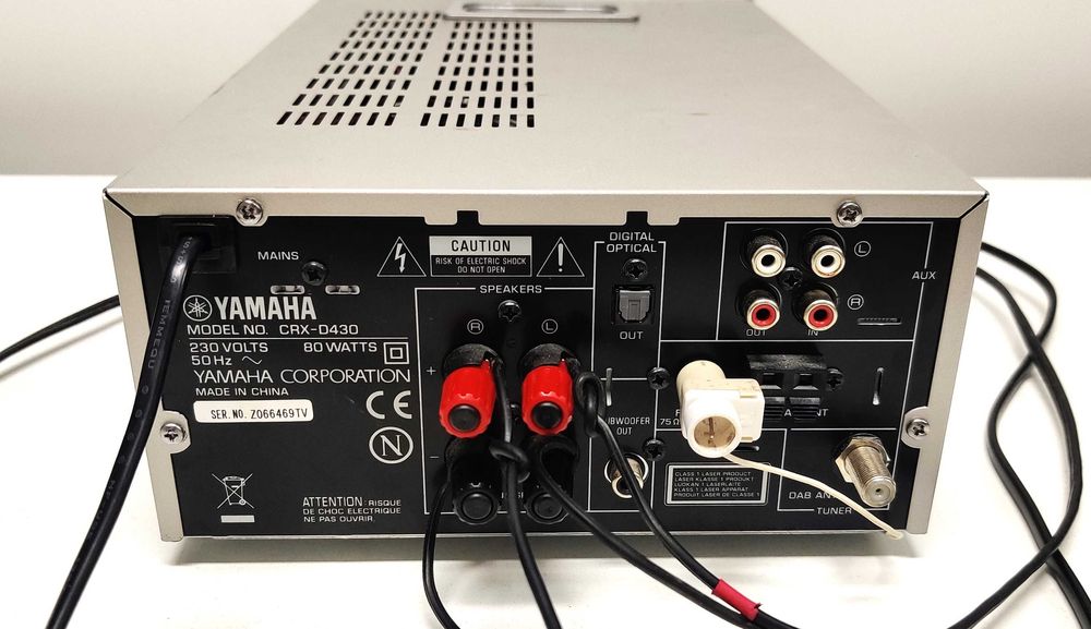 Yamaha CRX D 430 amplificator CD receiver statie sistem dock DAB AUX