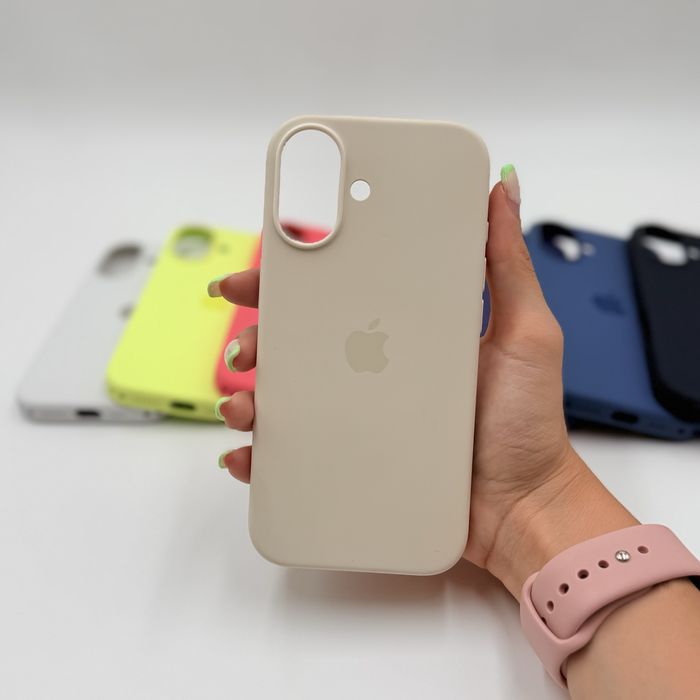  MagSafe калъфче от мек силикон за iPhone 17 в различни цветове