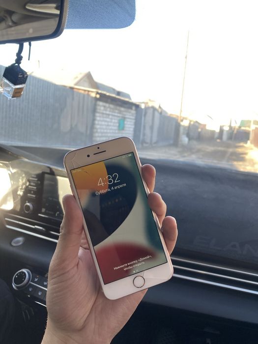 Продам Iphone 7  32gb