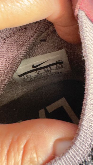 Nike маратонки