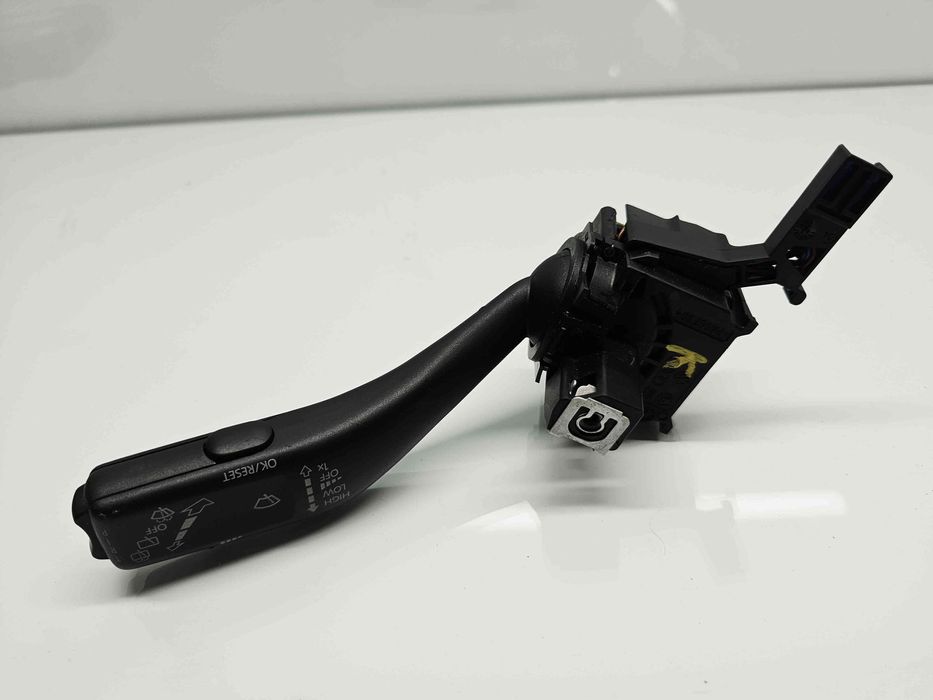 Maneta stergator Volkswagen Golf 5 Variant (1K5) [Fabr 2007-2009] 1K0