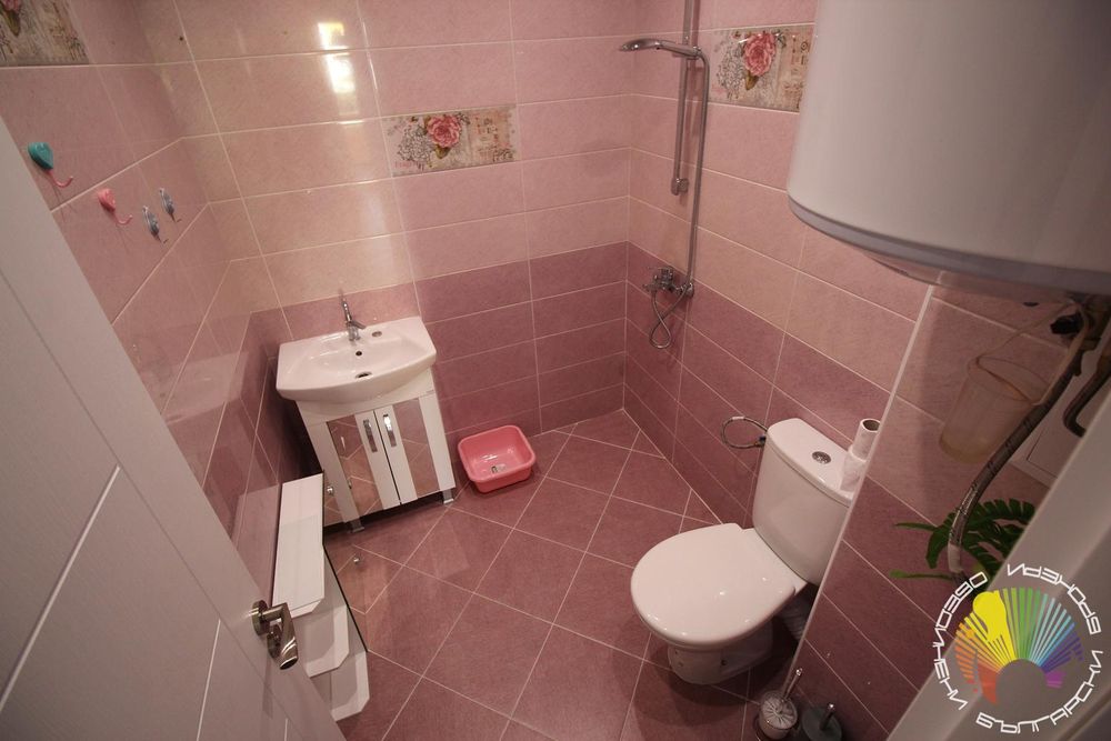 Дава се под наем Двустаен апартамент в Бургас, Възраждане - 62 кв.м за 408 € - Снимка #9