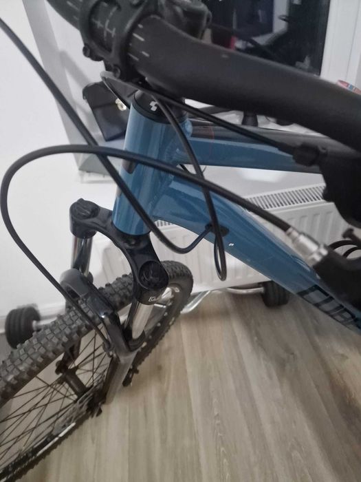Bicicleta cube aim pro 29" aproape noua