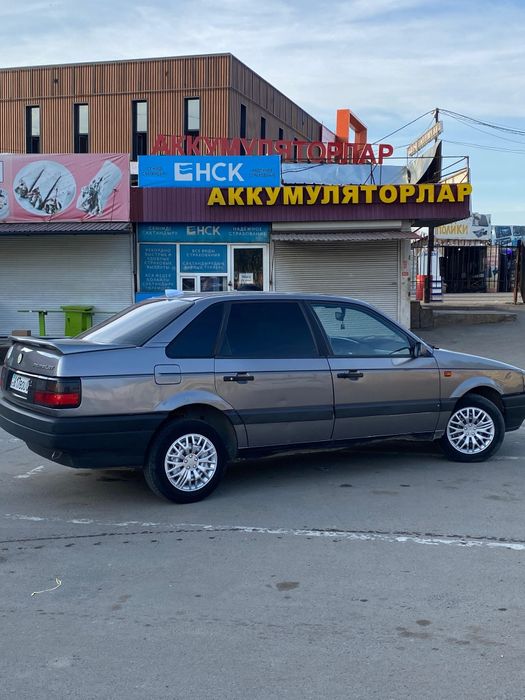 Пассат б3 в хорошем состояние