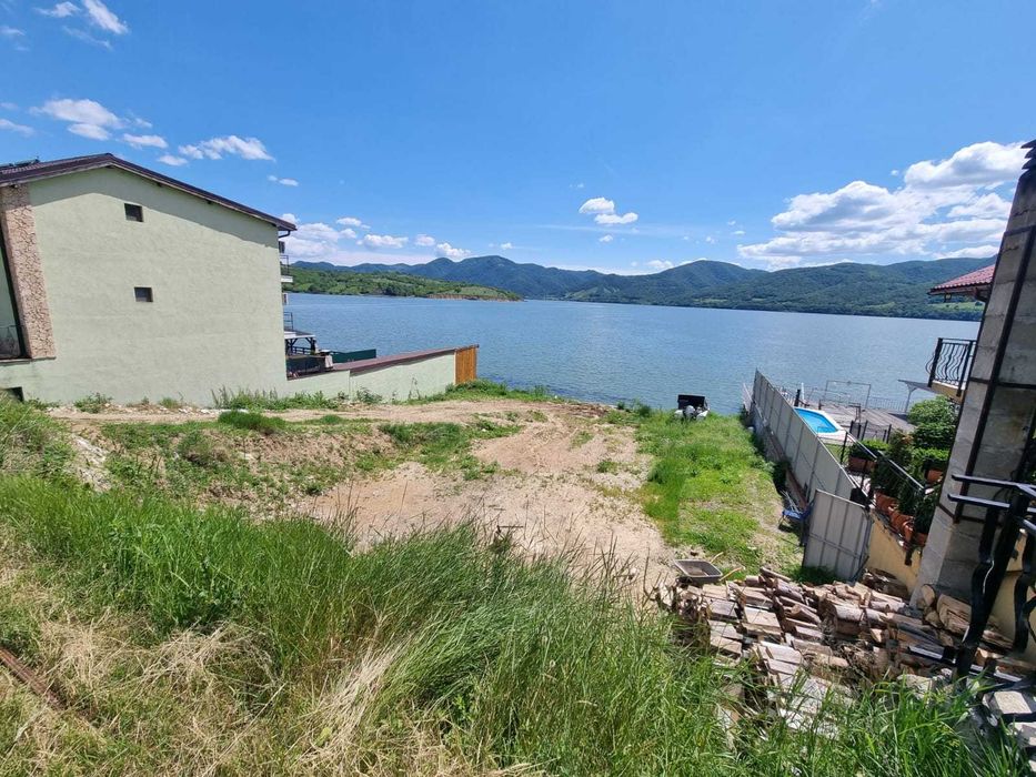 Teren intravilan Eselnita Clisura Dunarii 1200mp