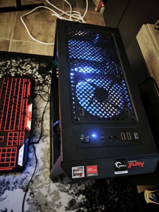 PC gaming complet Intel  I5-10400 6c12th, 16gb ddr4, nvme512gb+ssd512gb+hdd2tb, RX5700xt cu monitor și periferice