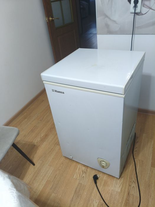 Продам  морозильник Ларь 100л