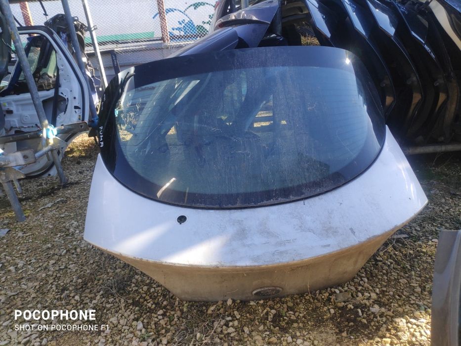 Врата багажник Ford Puma / Форд Пума 2000г.