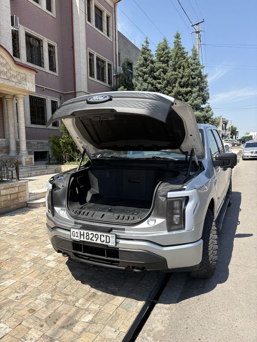 Ford F-150 Lightning EV 520km 4x4 Dual Motor