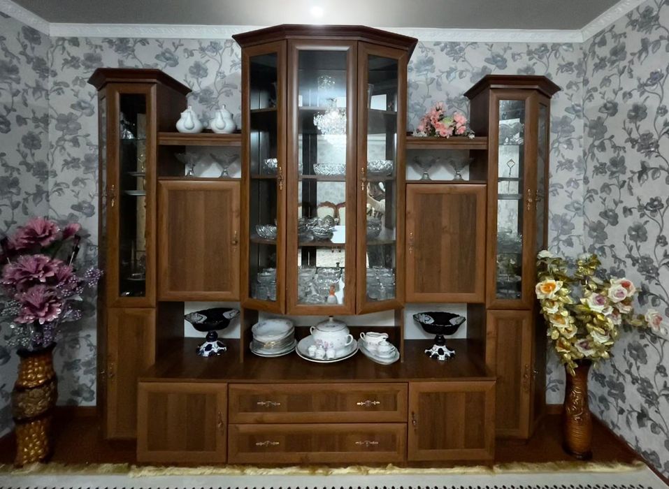 Горка для гостиной