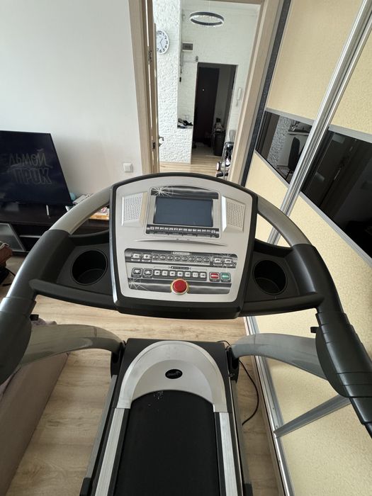 Беговая дорожка в отличном состоянии