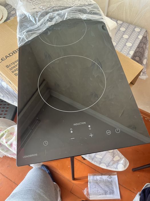 Индукционная плита Leadbros