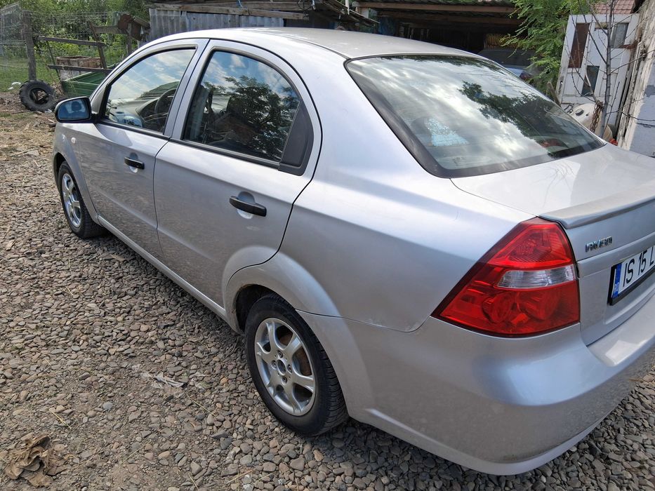 Vând Chevrolet aveo 2008 1.4 94 cp 158000 km 1200 euro negociabil