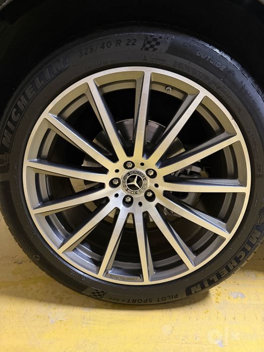 Mersedes benz GLS 450