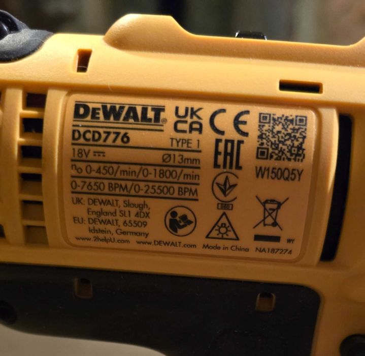 Бормашина и винтоверт(drill and impact) DeWalt