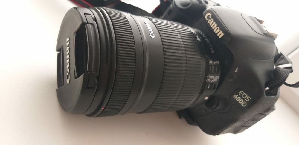 Фотоаппарат Canon 600D