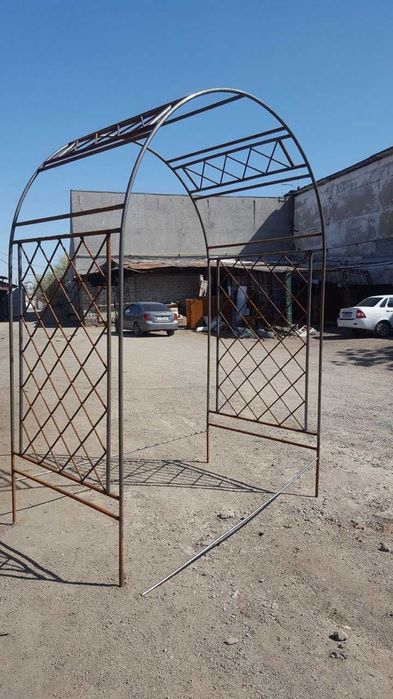 садовые арки для вьющихся растаний