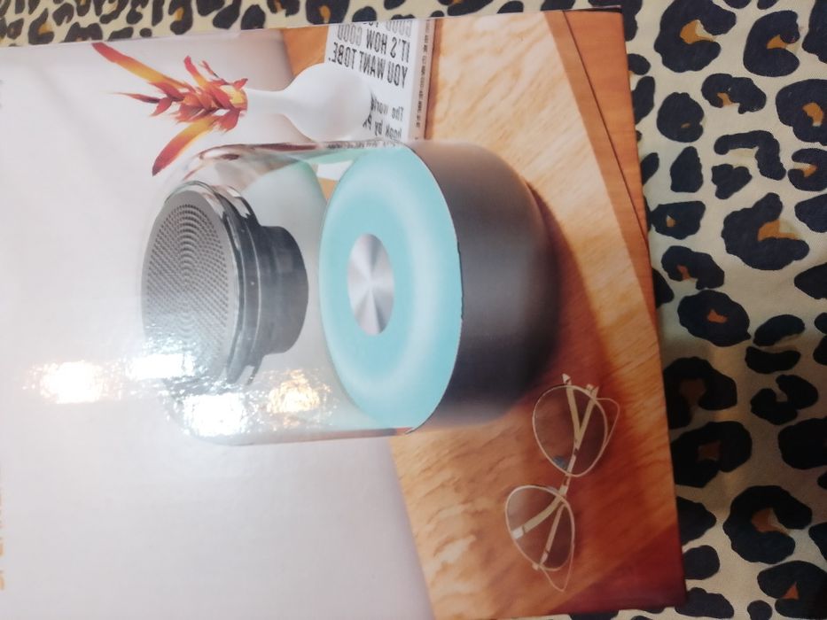 Boxa  wireless cu lumini