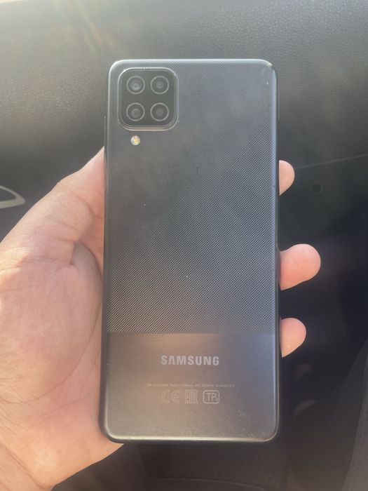 Продам самсунг А12