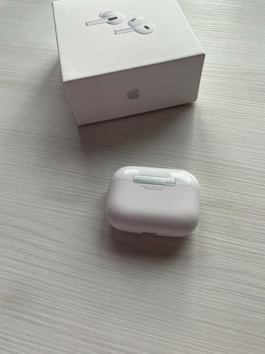Apple AirPods Pro 2