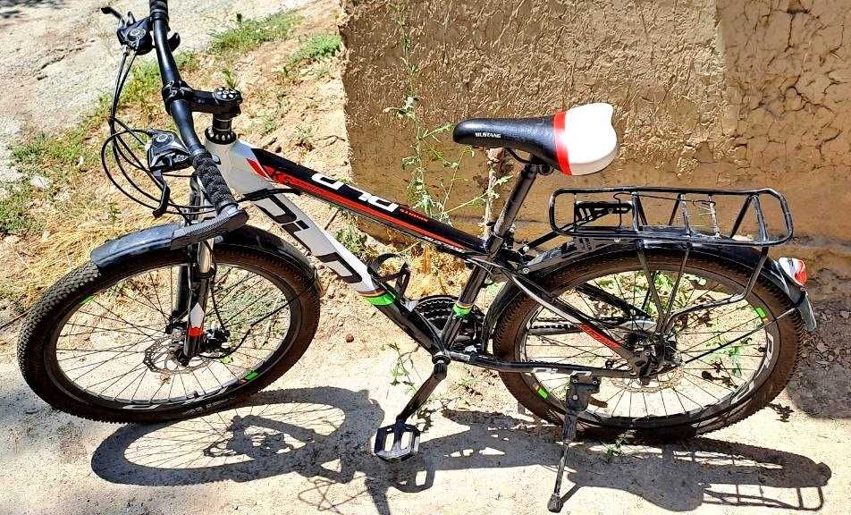 Velosiped sotiladi xolati yaxshi  Mustang