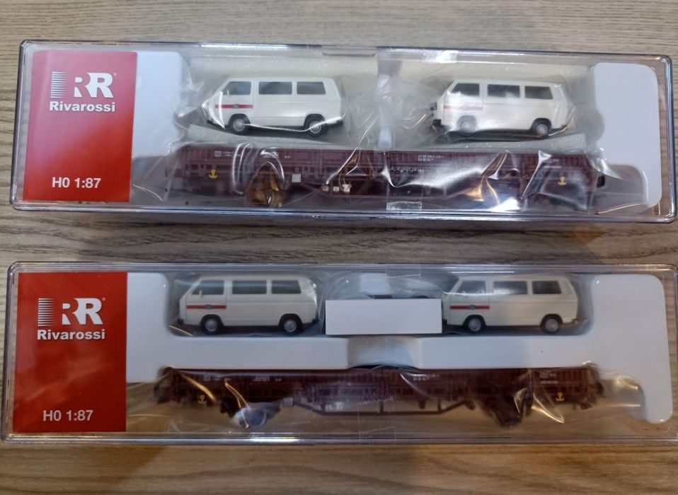 Rivarossi vagoane de transport auto scara H0 
Roti metalice izolate 
E