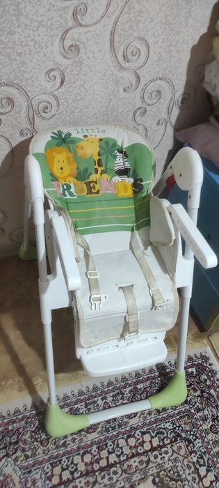 Детский стол для кормления