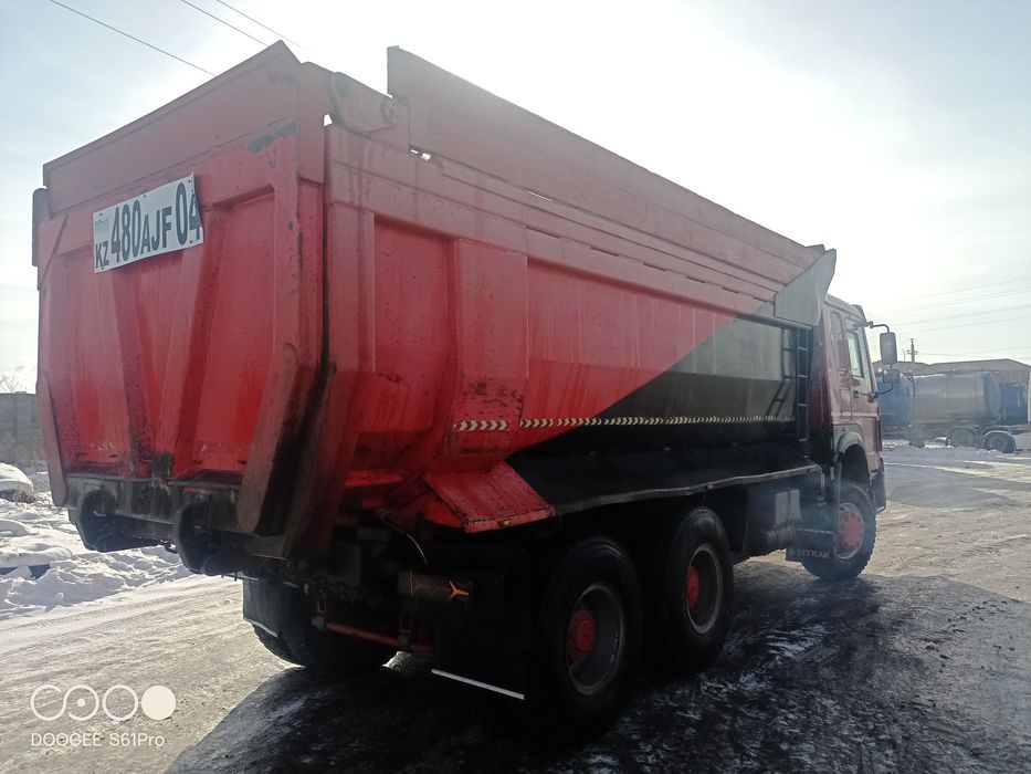 Продам самосвал хово