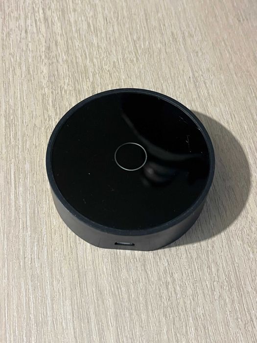 Smart Hub Livolo Zigbee VL-102700102