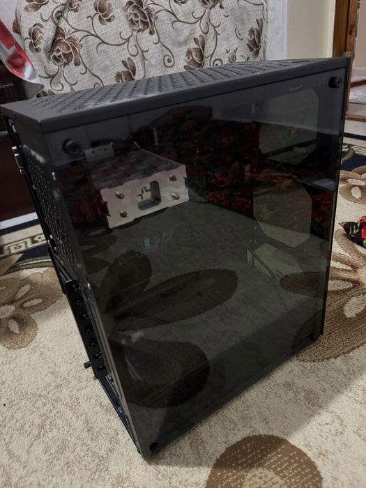 Продам Корпус, процессор, мат плата и оперативка