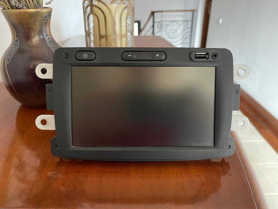 Navigatie auto Medianav Evo pentru Renault/Dacia