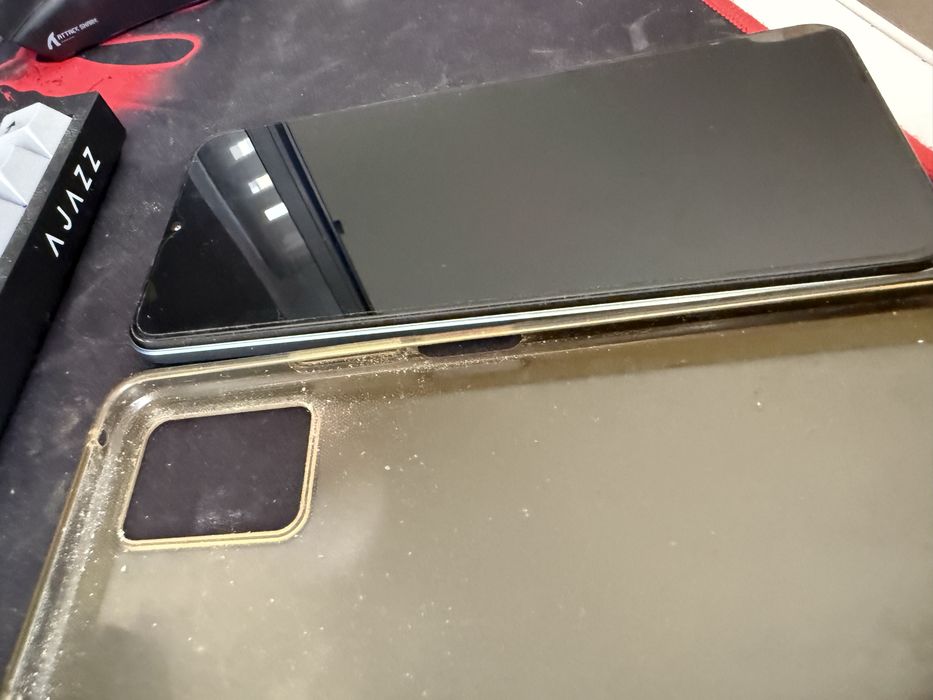 Телефон Vivo Y33s