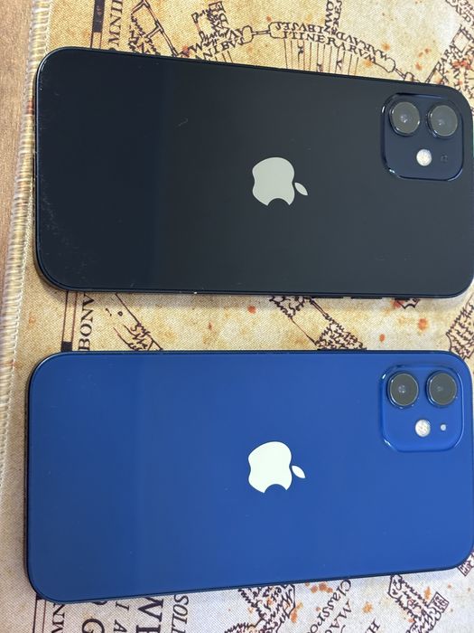 2 бр. iPhone 12 128 gb