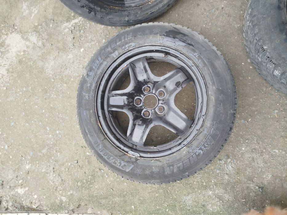 Vand Jante tabla cu anvelope de iarna Astra j benzina