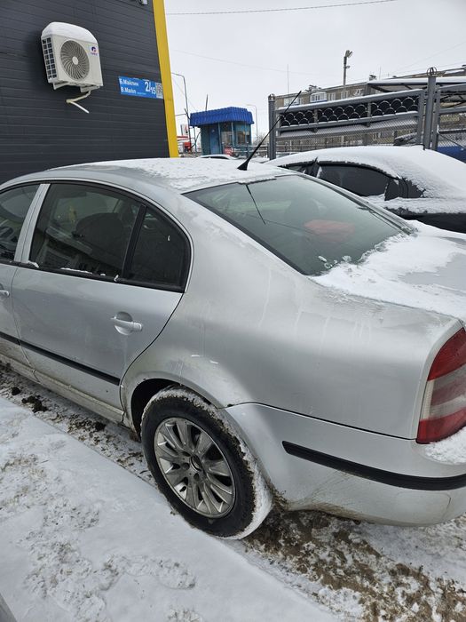 Продам Шкода Суперб 1.8 турбо.