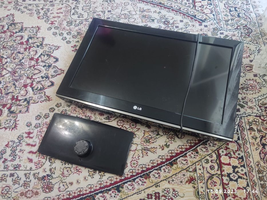 Телевизор LG, SAMSUNG