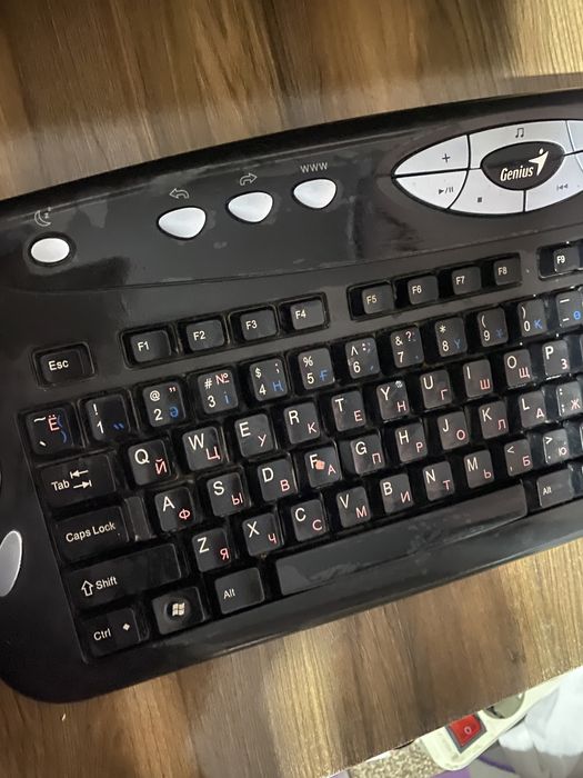 Клавиатура genius