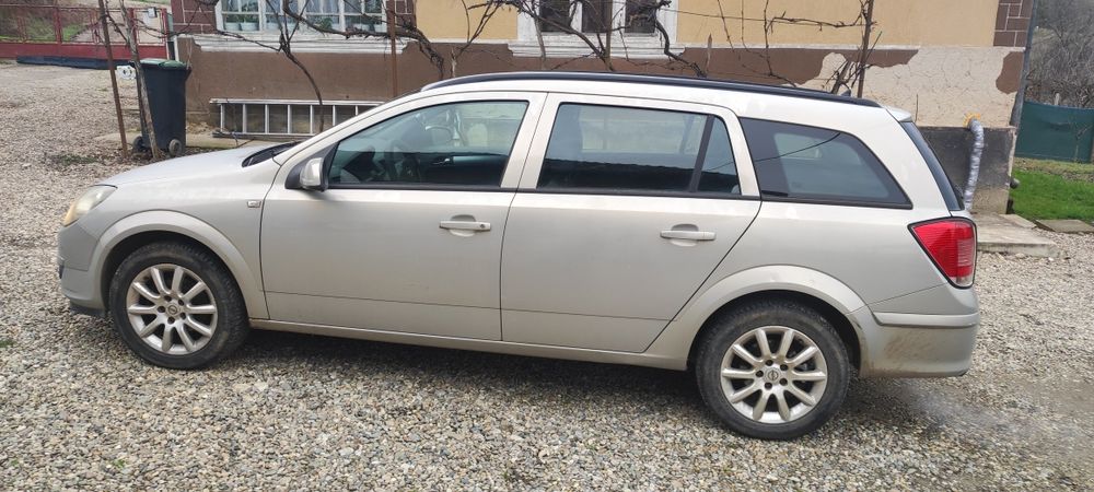 dezmembrez opel 17 cdti an 2005