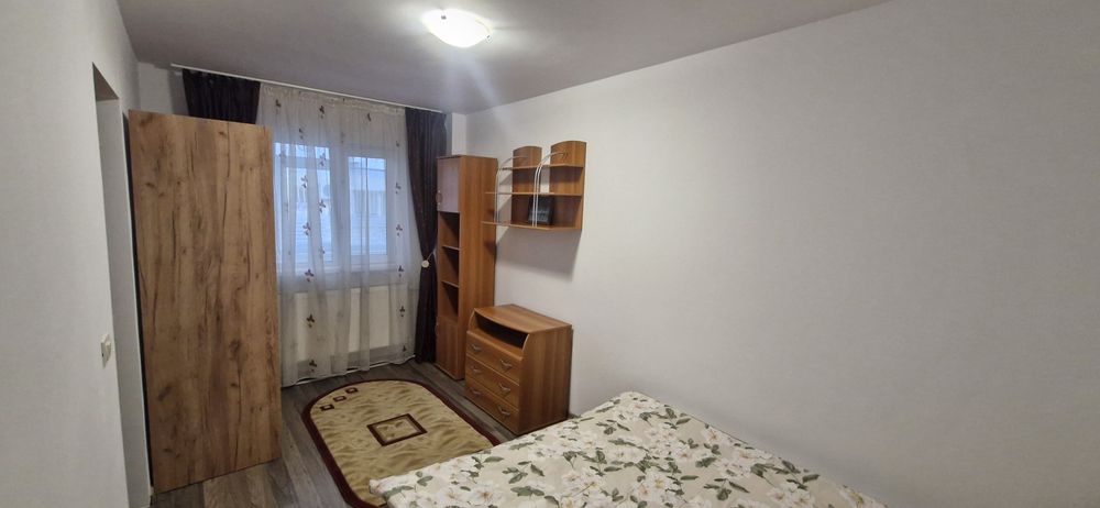Apartament de inchiriat