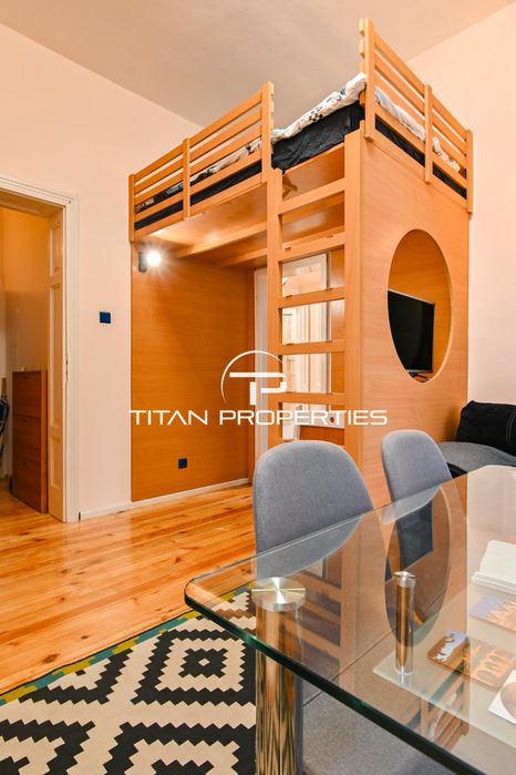 Дава се под наем Двустаен апартамент в София, Център - 80 кв.м за 650 € - Снимка #2