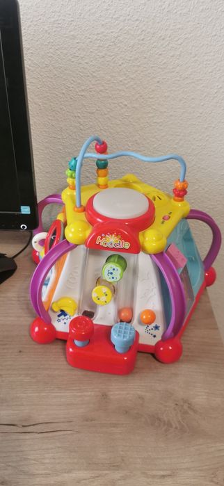 Jucărie interactiva