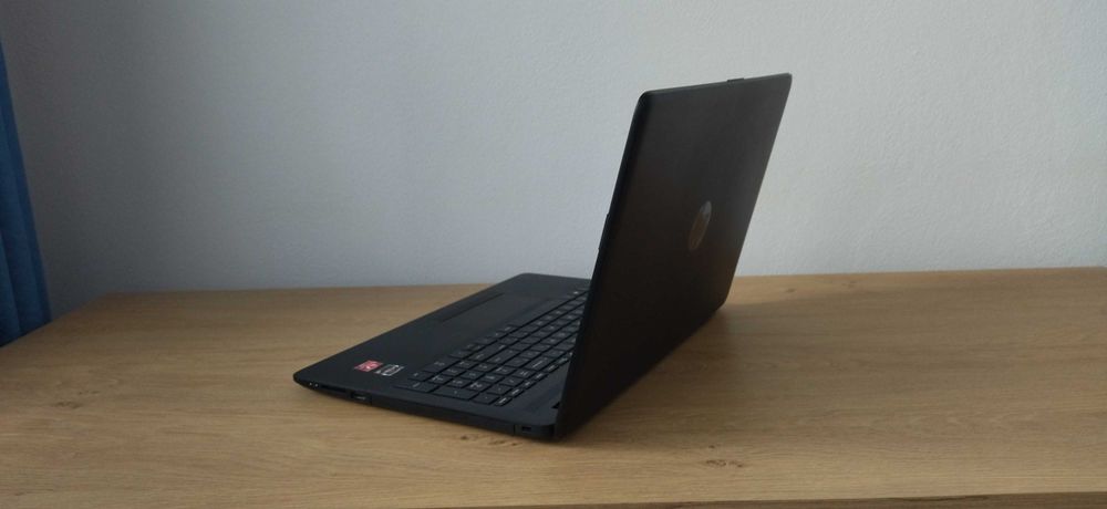 Лаптоп HP, AMD Ryzen™ 7 3700U, Radeon™ Vega 10,  RAM 8GB, HDD 1TB