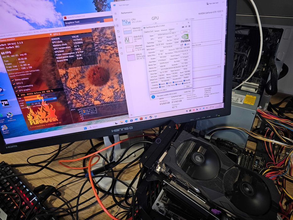 Вертикална стойка за видеокарта Cooler Master Universal GPU Holder Kit