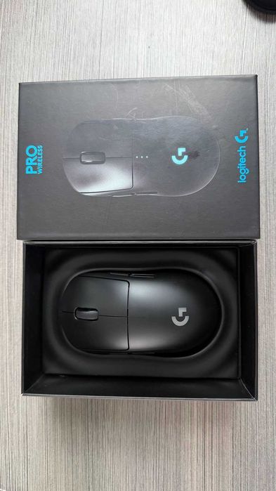 Мишка Logitech Pro Wireless