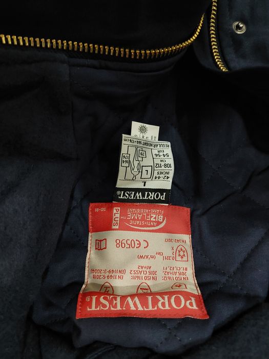 Продам спецодежду зимняя рабочая куртка