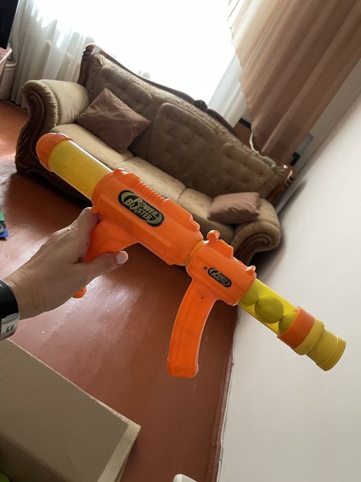 Игрушечный баскетбол