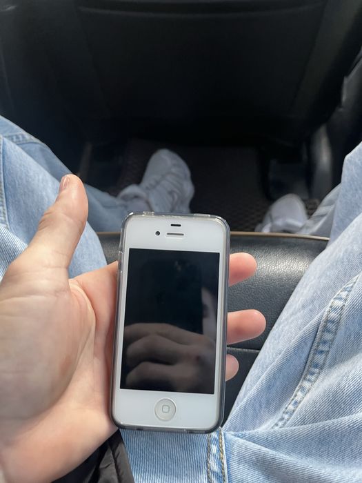 iphone 4 в хорошем состояния