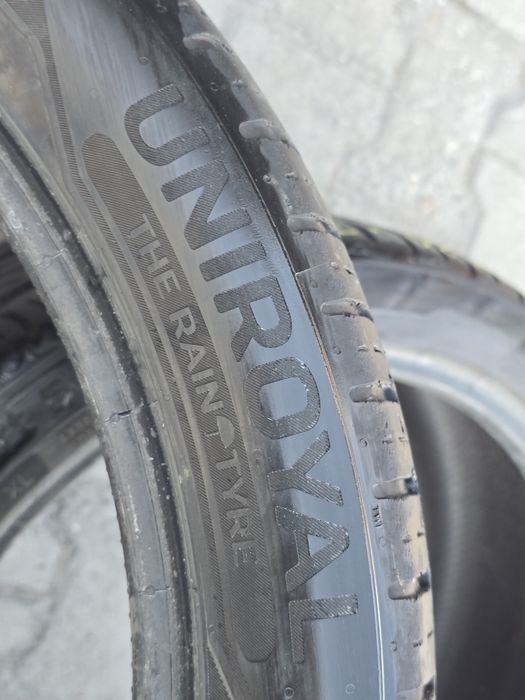 255 40 20 uniroyal