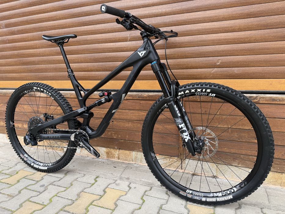 2023 YT Jeffsy Core 3 CF - карбонов АМ байк
